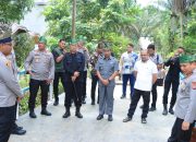 Kapolda Riau Tinjau Pembangunan Jembatan Merah Putih Presisi di Lubuk Agung Kampar