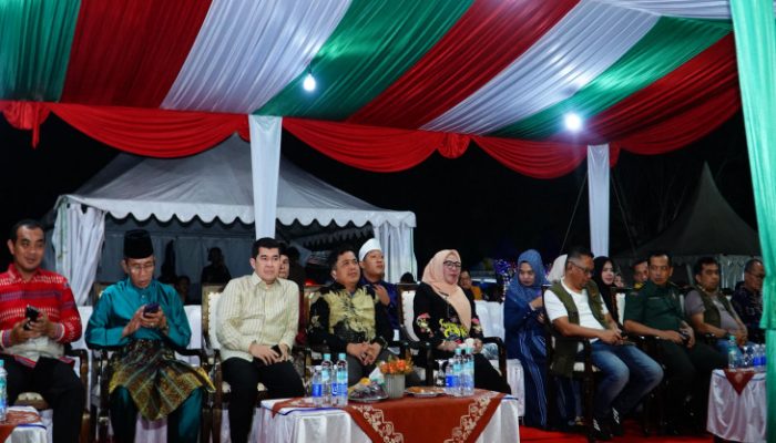 Wabup Kampar Tutup Pesta Rakyat Kampar di Hati HUT ke-76 di Bangkinang