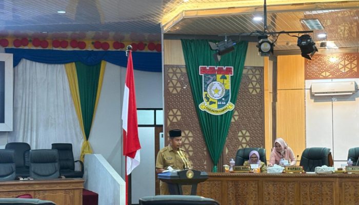 DPRD Kampar Sahkan 6 Ranperda, Bupati Ahmad Yuzar Hadiri Paripurna