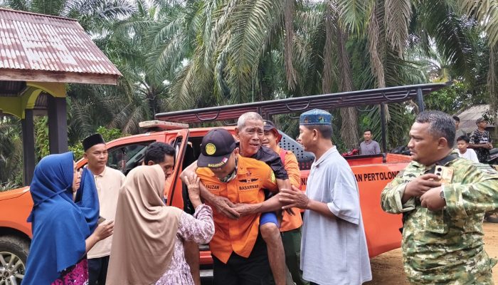 Lansia Pikun Hilang di Kebun Sawit Rokan Hulu, Ditemukan Tim SAR