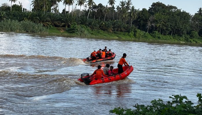 Hilang Saat Bermain, Bocah 4 Tahun Diduga Terseret Sungai Kuantan