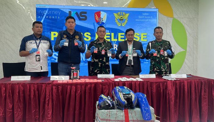 Modus Tangki Motor, Sabu dan Ekstasi Disita di Bandara Pekanbaru