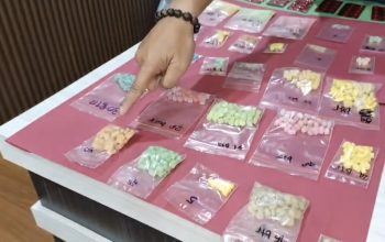 Polisi Sita 558 Butir Ekstasi dan 21 Gram Sabu, Dua Pengedar Ditangkap