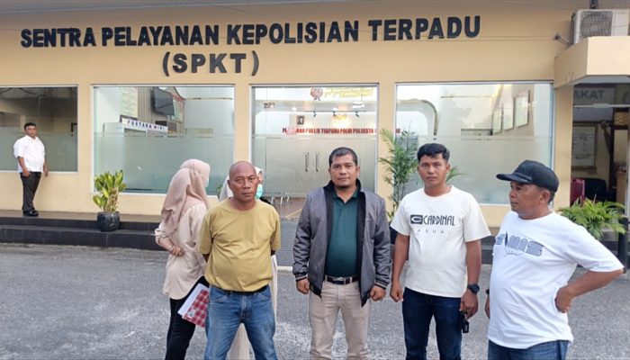 Anggota DPRD Kampar Gustami Siregar Dampingi Dua Karyawan Swalayan Laporkan Dugaan Pelecehan Seksual ke Polresta Pekanbaru