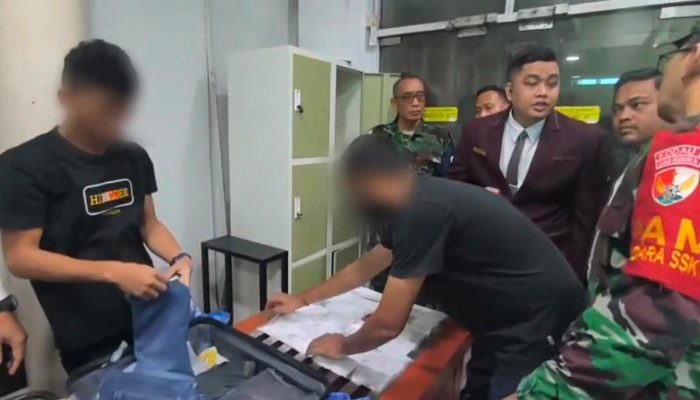Kurir Sabu 2 Kg Asal Aceh Ditangkap di Bandara SSK II Pekanbaru