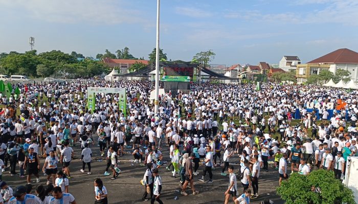 Puluhan Ribu Pelari Meriahkan Riau Bhayangkara Run 2026 di Pekanbaru