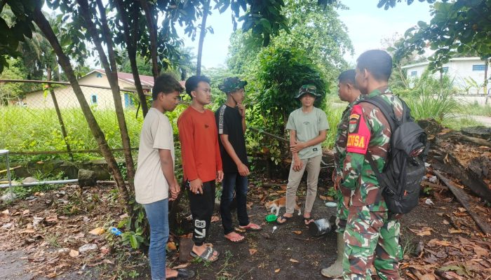 Babinsa Patroli dan Edukasi Warga Kepenuhan Cegah Karhutla