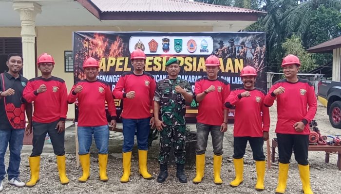Babinsa Koramil 14/Kepenuhan Tingkatkan Koordinasi Penanganan Kebakaran