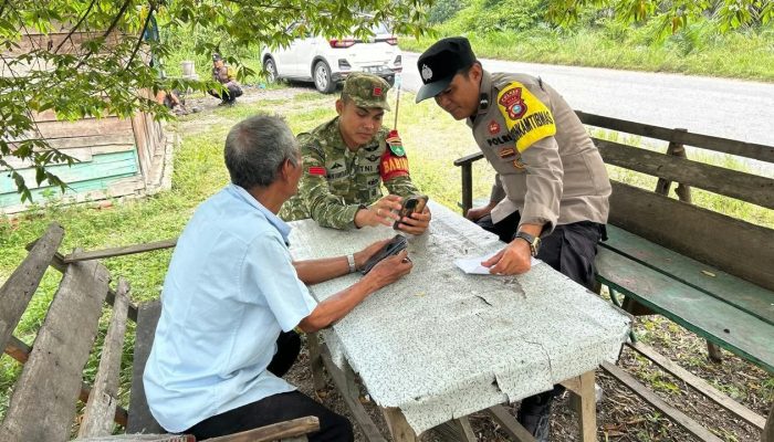 TNI-Polri Dampingi Kelompok Rentan Kenali Layanan Digital