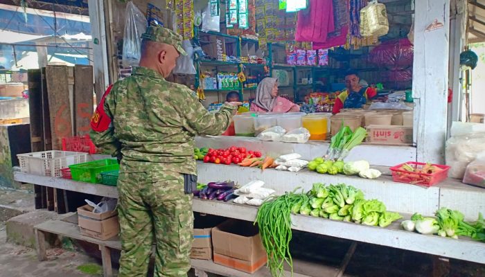 TNI Turun ke Pasar, Pantau Pasokan Bahan Pokok
